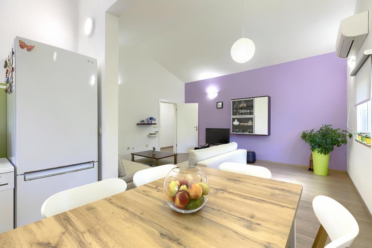 Homestay Pula Bagian luar foto