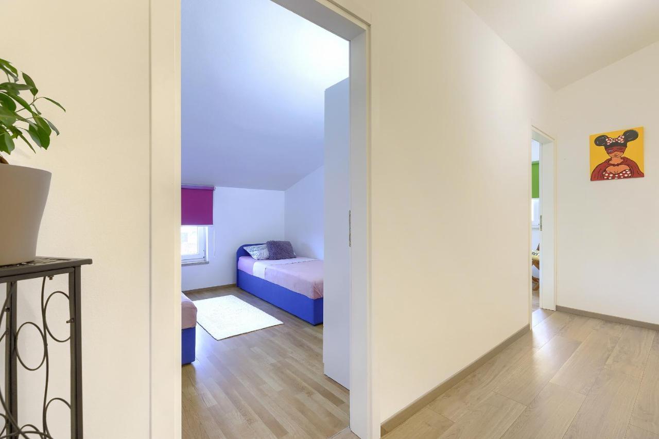 Homestay Pula Bagian luar foto