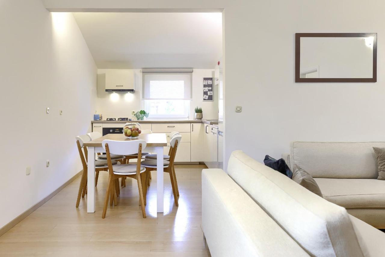 Homestay Pula Bagian luar foto