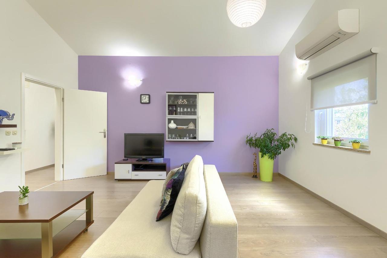 Homestay Pula Bagian luar foto